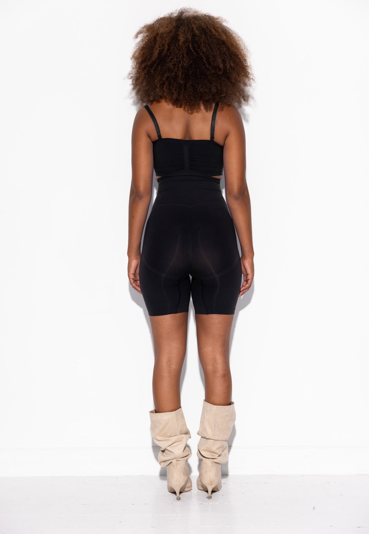 Alturra Highwaist Shaping shorts - Black