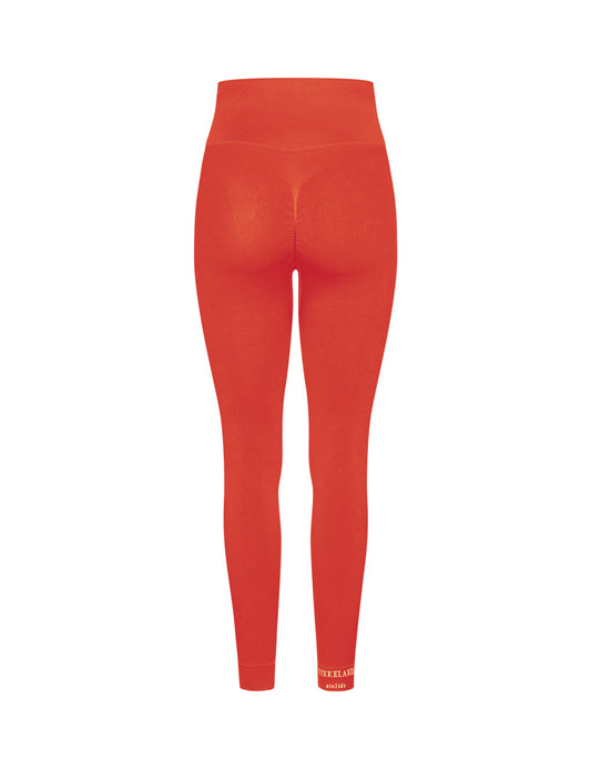 Shilo Scrunch w/Logo - Crush Red (Lev. Marts 2026)