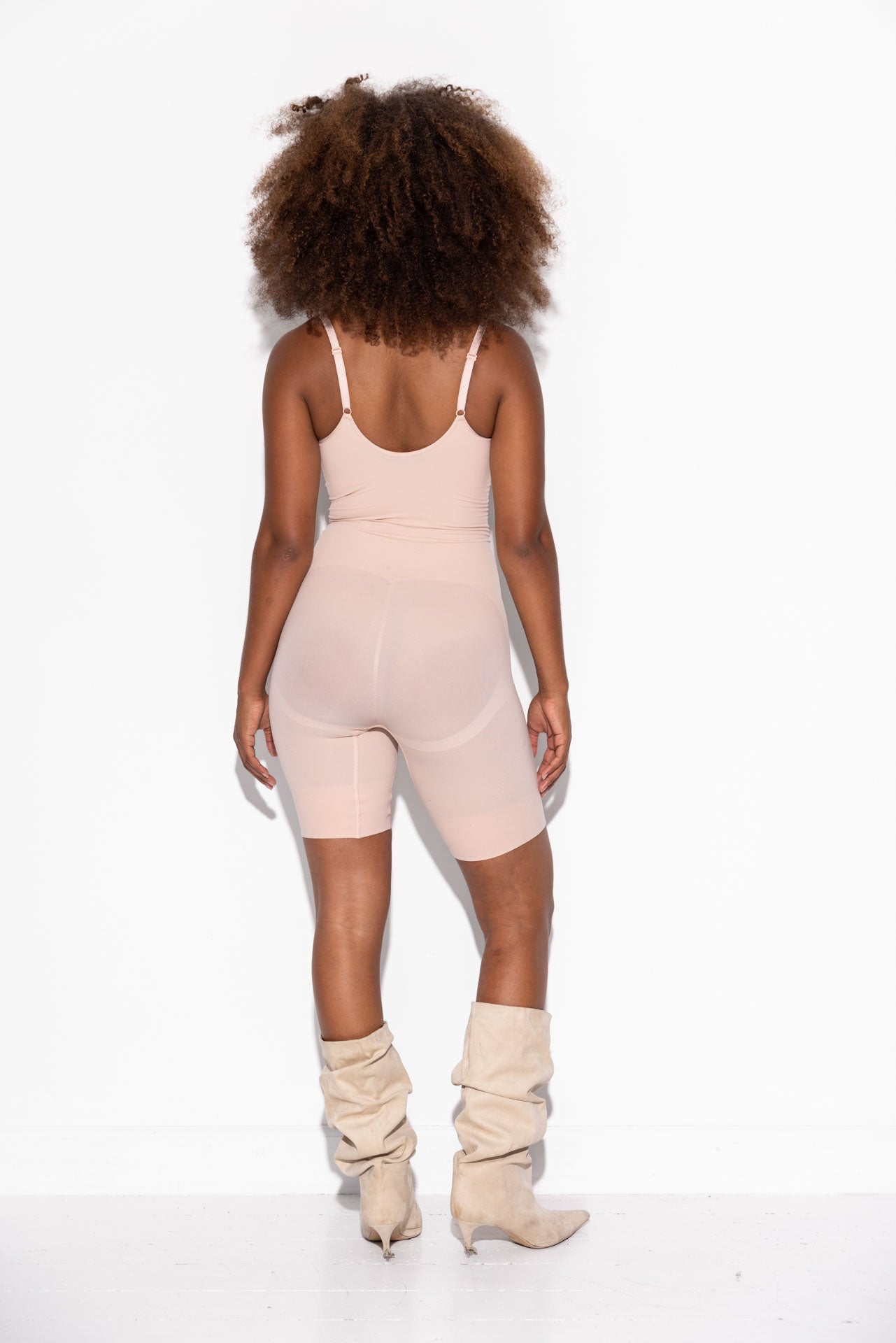 Honey Shaping Bodysuit - Dust Rose (Skjult skridt åbning)  (Lev. Februar 2026)